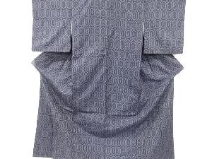 リサイクル　亀甲模様織り出し西陣伝承紬着物